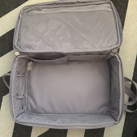 Nike Iridescent Logo Shoe Bag – Lavender Gray, Excellent Condition - Picture 2 of 7